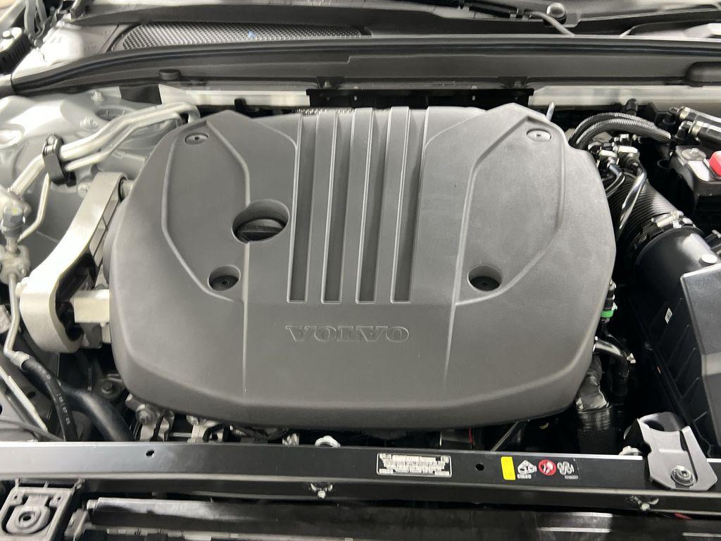 new 2026 Volvo V60 Cross Country car