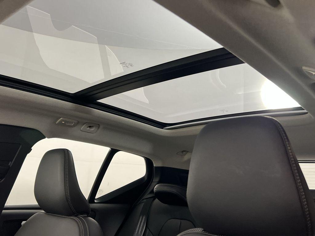 used 2025 Volvo XC40 car, priced at $35,611