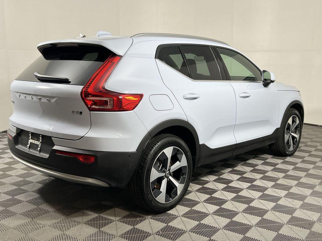 used 2025 Volvo XC40 car, priced at $35,611