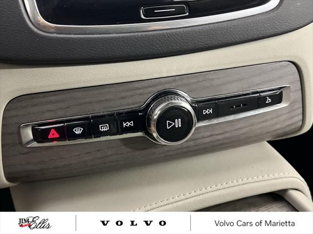 used 2022 Volvo XC90 car, priced at $31,500