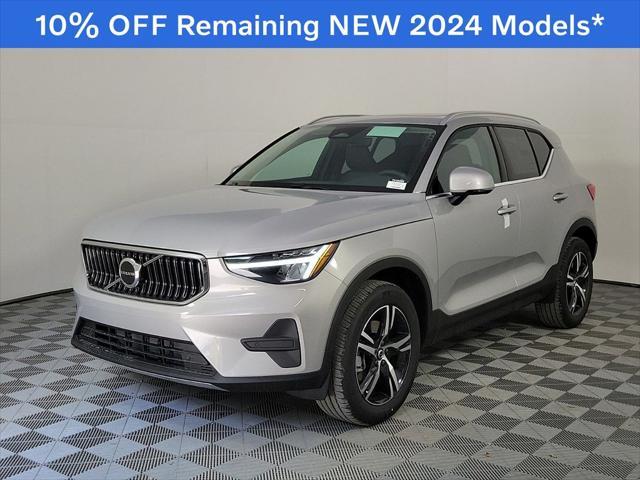 new 2024 Volvo XC40 car, priced at $39,681