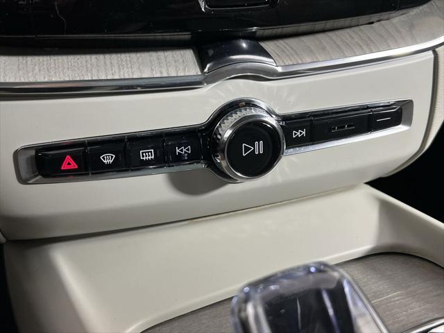 used 2022 Volvo XC60 car, priced at $38,200