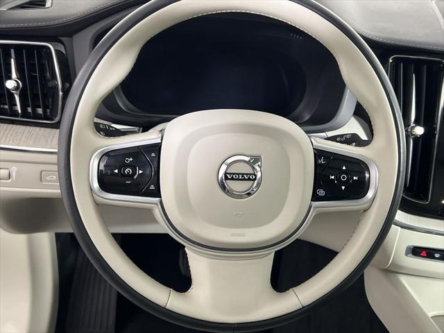 used 2022 Volvo XC60 car, priced at $38,200