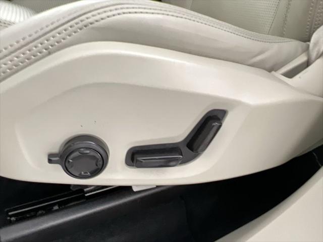 used 2022 Volvo XC60 car, priced at $38,200
