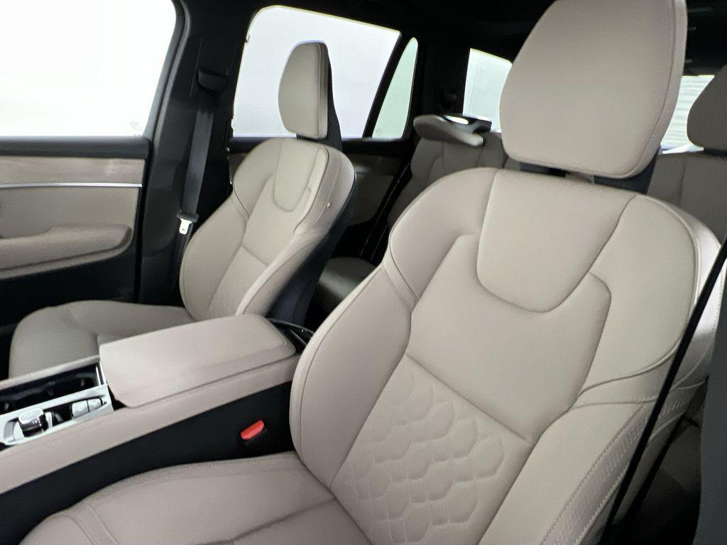 used 2025 Volvo XC90 car, priced at $52,617