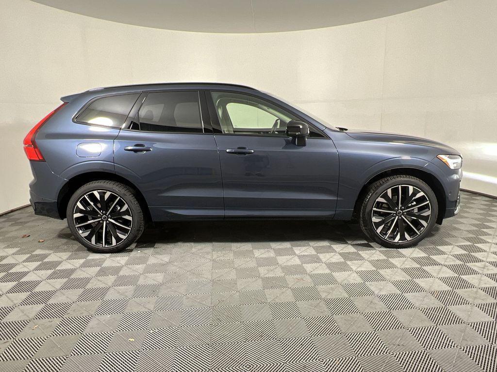 new 2026 Volvo XC60 car