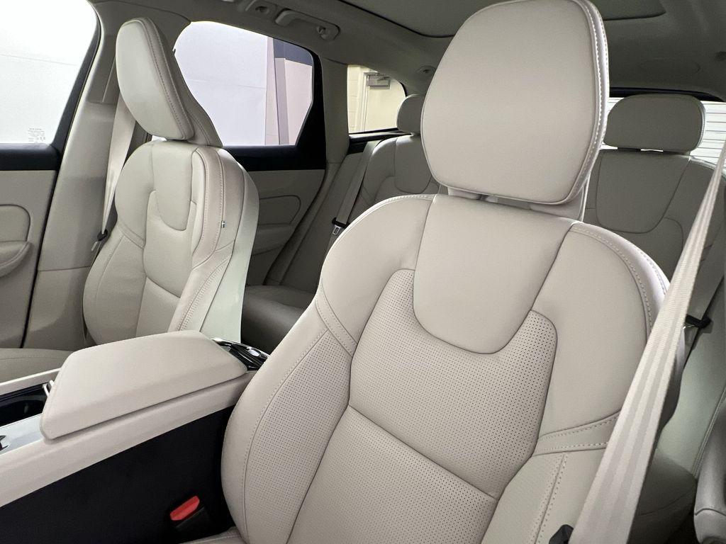 new 2026 Volvo XC60 car
