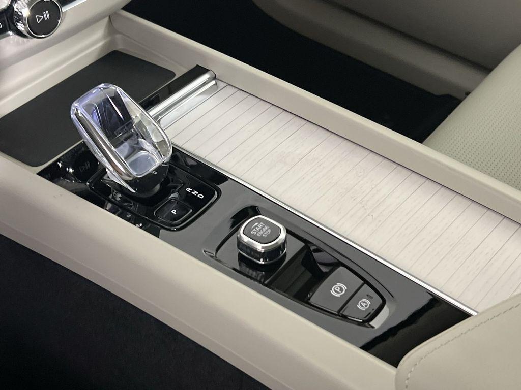 new 2026 Volvo XC60 car