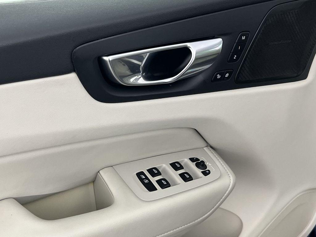 used 2023 Volvo XC60 car, priced at $39,066