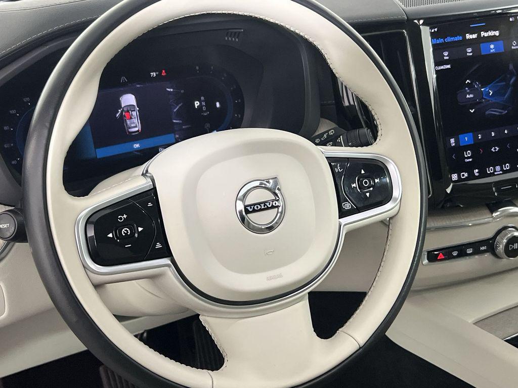 used 2023 Volvo XC60 car, priced at $39,066