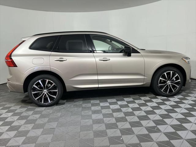 new 2025 Volvo XC60 car, priced at $55,360