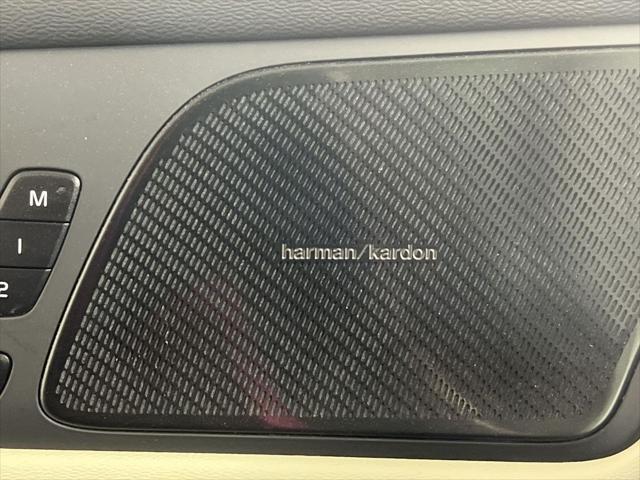 used 2022 Volvo S60 car, priced at $28,500