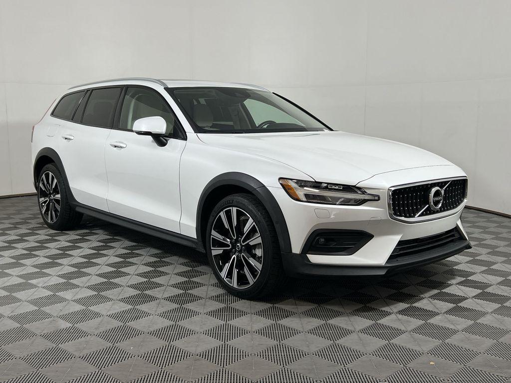 used 2022 Volvo V60 Cross Country car, priced at $29,989