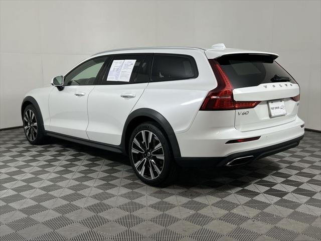 used 2022 Volvo V60 Cross Country car, priced at $33,500