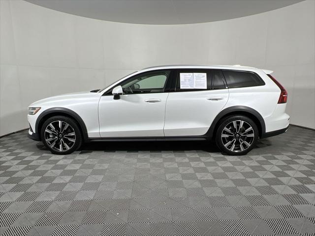 used 2022 Volvo V60 Cross Country car, priced at $33,500