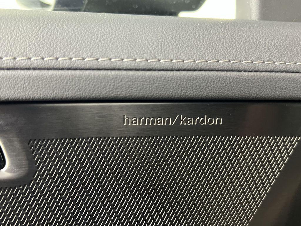 new 2026 Volvo XC90 Plug-In Hybrid car, priced at $81,690