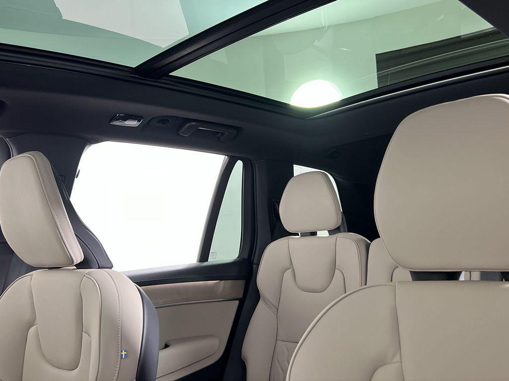 new 2026 Volvo XC90 Plug-In Hybrid car, priced at $81,690