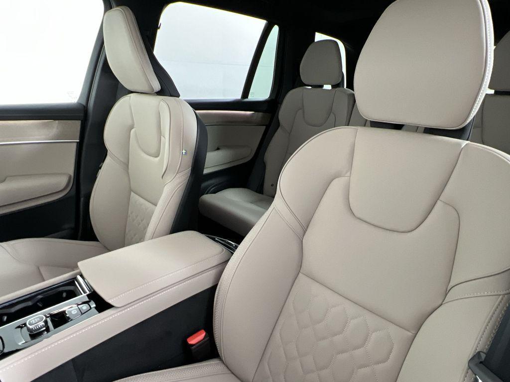 new 2026 Volvo XC90 Plug-In Hybrid car, priced at $81,690