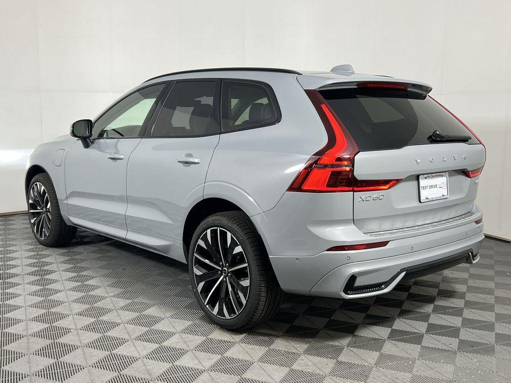 new 2026 Volvo XC60 Plug-In Hybrid car