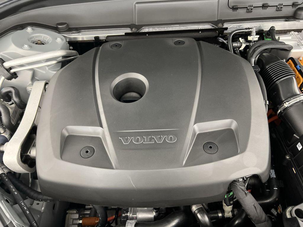 new 2026 Volvo XC60 Plug-In Hybrid car