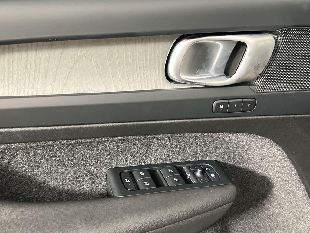 new 2026 Volvo XC40 car, priced at $43,410