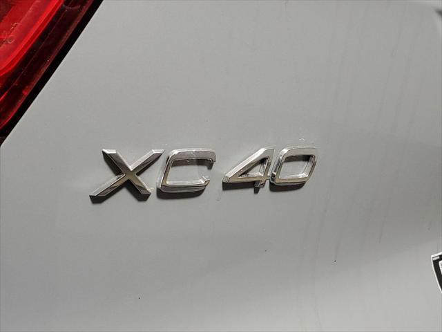 new 2024 Volvo XC40 car, priced at $46,060