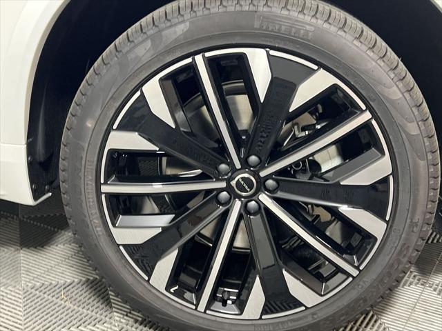 new 2026 Volvo XC90 car, priced at $71,825
