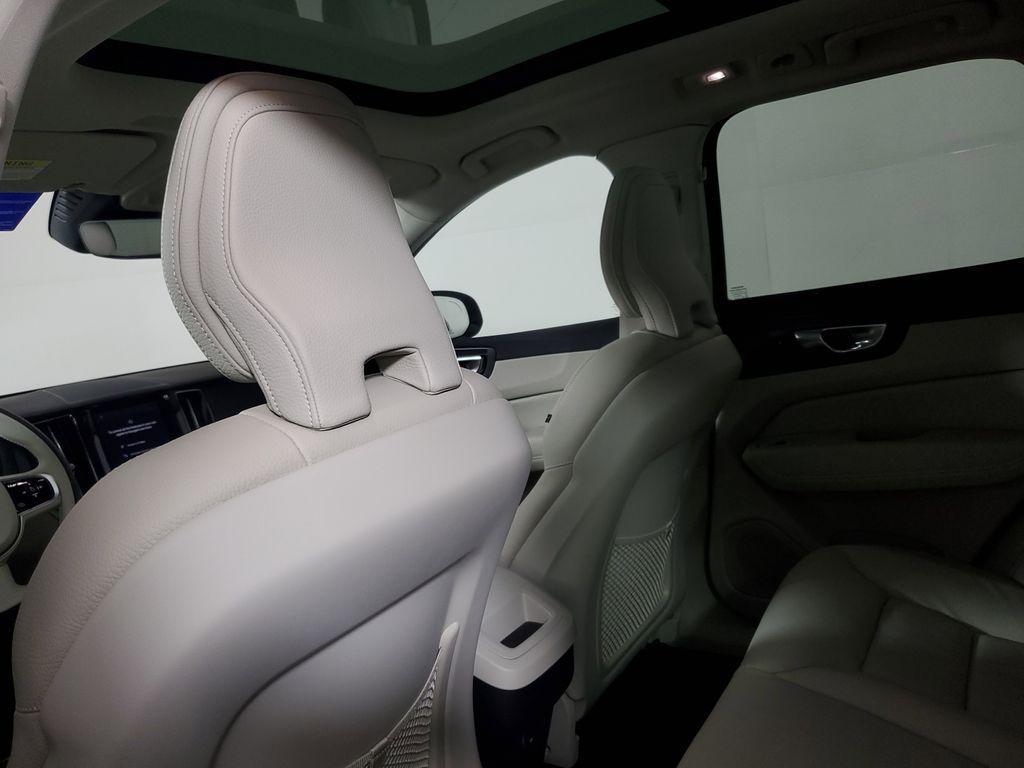 new 2025 Volvo XC60 car, priced at $42,511