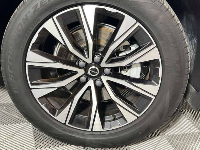 used 2023 Volvo XC60 car, priced at $30,938