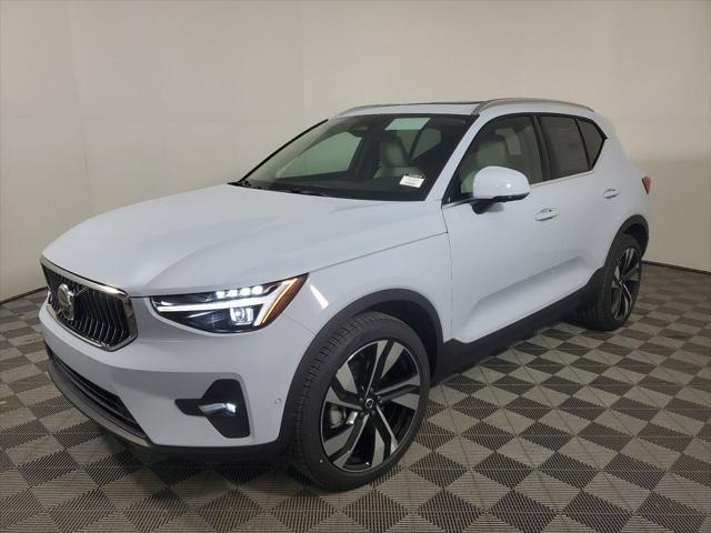 new 2025 Volvo XC40 car, priced at $50,595