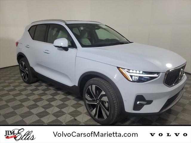 new 2025 Volvo XC40 car, priced at $50,595