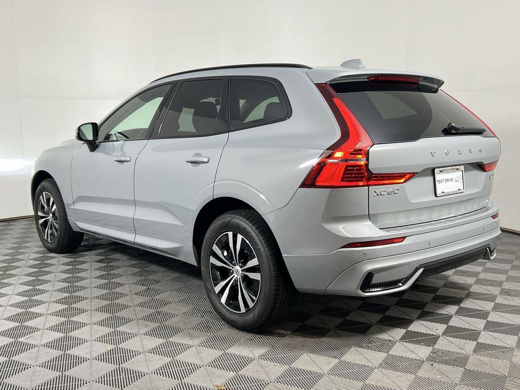 new 2025 Volvo XC60 car, priced at $44,270