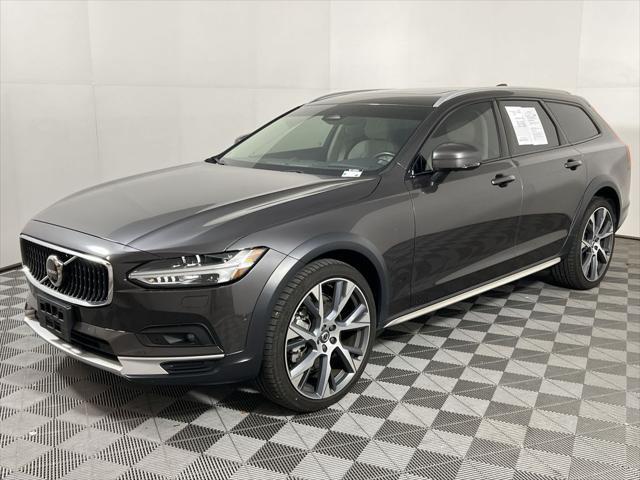 used 2024 Volvo V90 Cross Country car, priced at $65,000