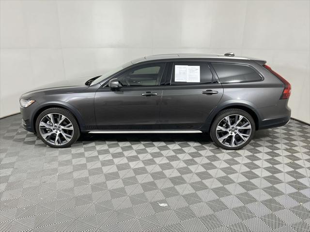 used 2024 Volvo V90 Cross Country car, priced at $65,000