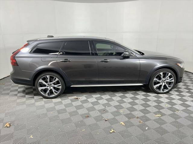 used 2024 Volvo V90 Cross Country car, priced at $65,000