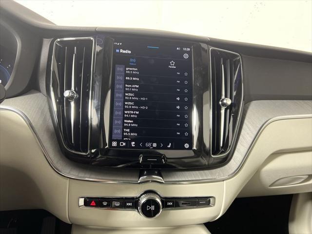 new 2025 Volvo XC60 car, priced at $55,360