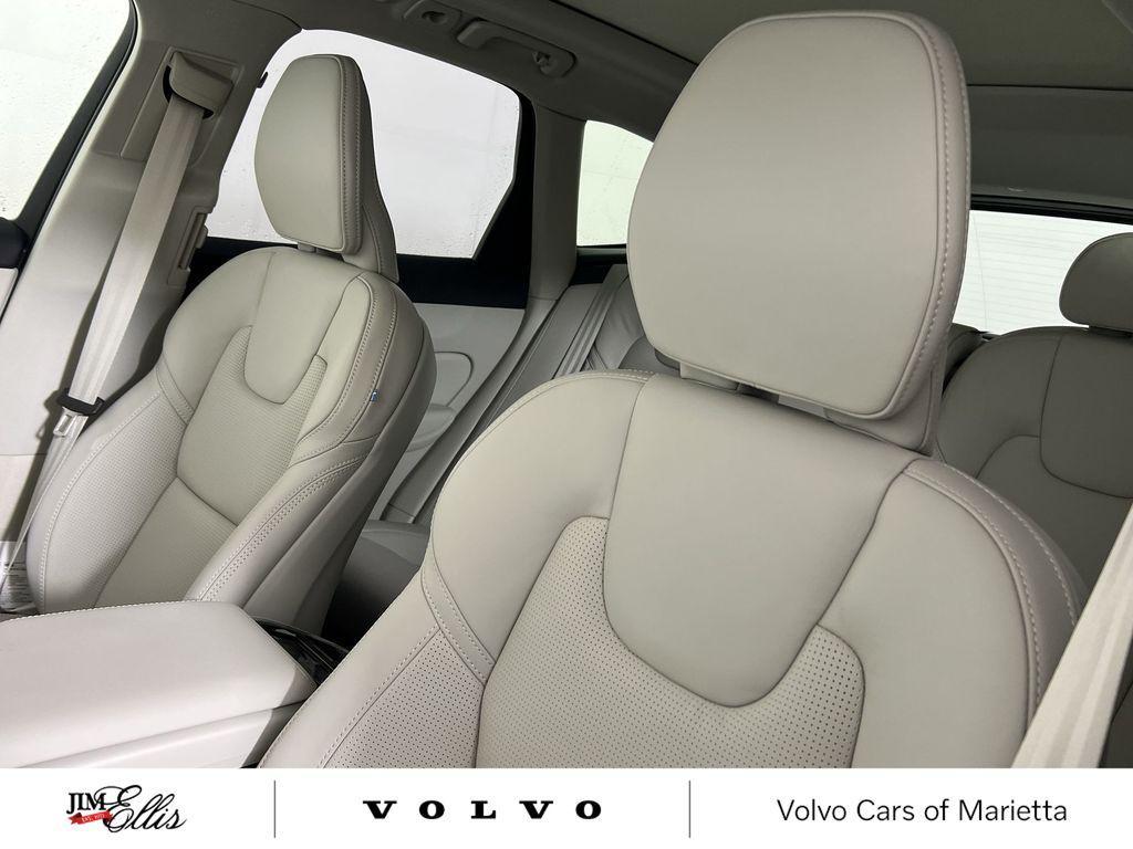new 2026 Volvo XC60 car, priced at $63,935
