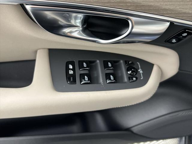 new 2025 Volvo XC90 Plug-In Hybrid car, priced at $76,805
