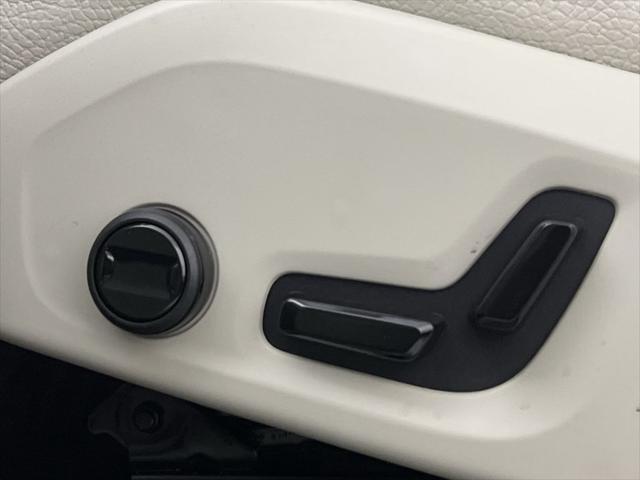 new 2025 Volvo XC60 Plug-In Hybrid car, priced at $66,260