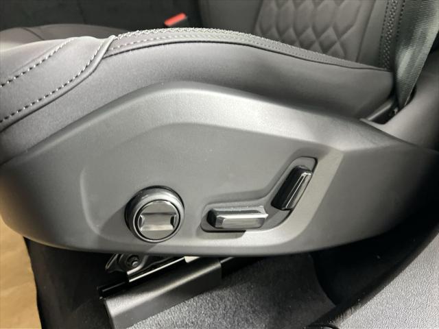 new 2026 Volvo XC60 car, priced at $52,545