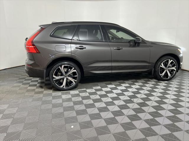 new 2025 Volvo XC60 car, priced at $62,295