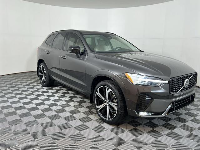 new 2025 Volvo XC60 car, priced at $62,295