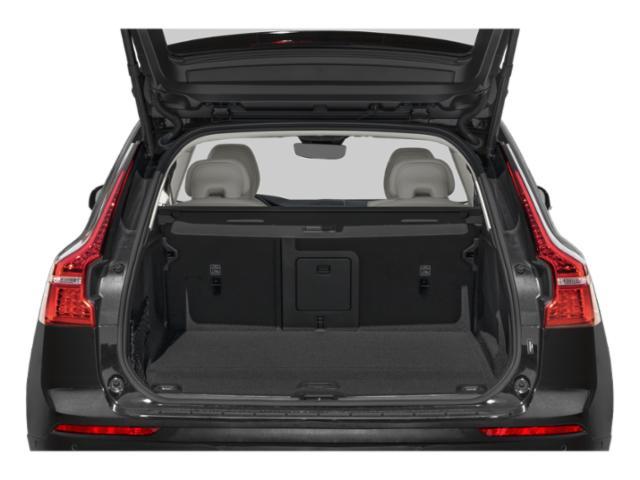 new 2025 Volvo XC60 car, priced at $61,295
