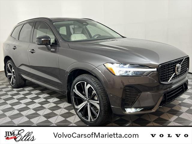 new 2025 Volvo XC60 car, priced at $62,295