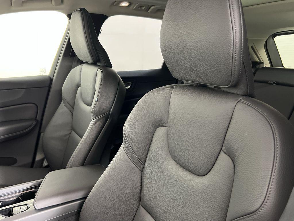 used 2025 Volvo XC60 car, priced at $39,269