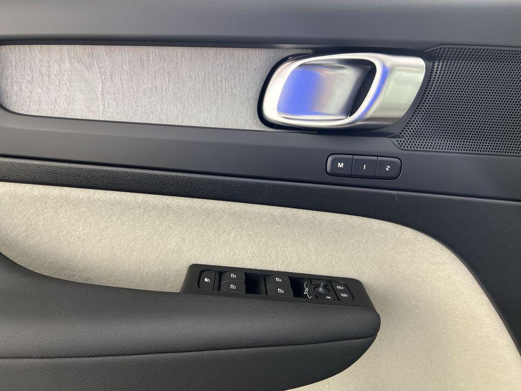 new 2026 Volvo XC40 car, priced at $46,650