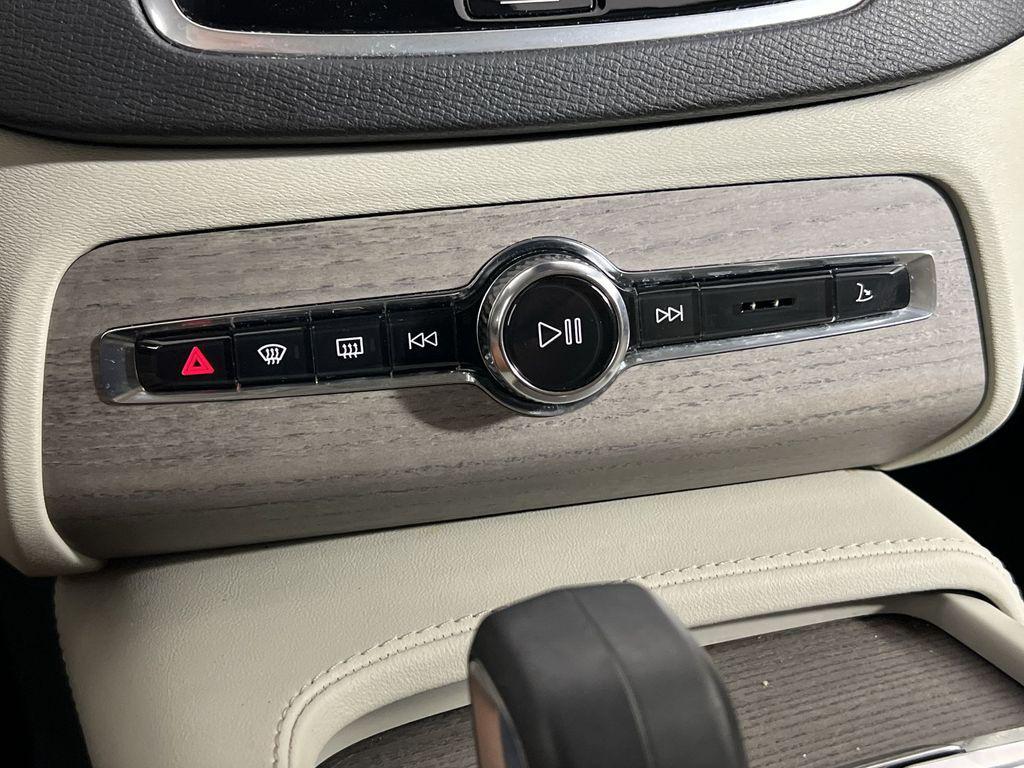 used 2024 Volvo XC90 Recharge Plug-In Hybrid car, priced at $55,391