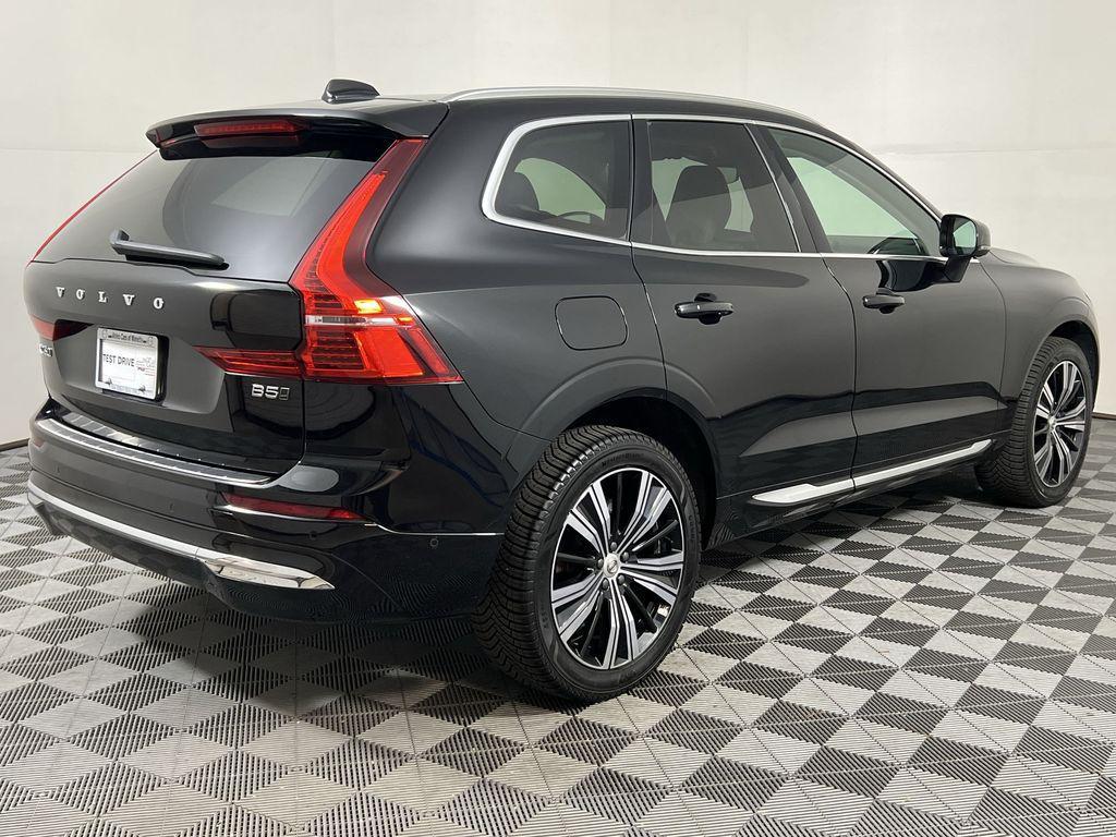 used 2023 Volvo XC60 car, priced at $31,501