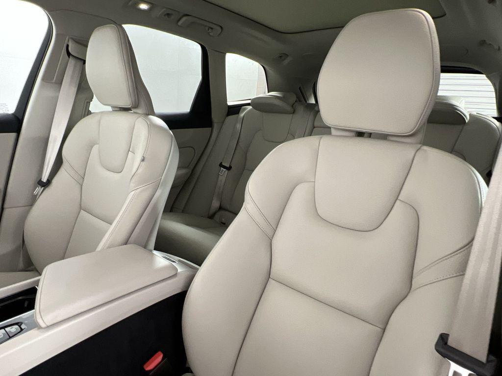 used 2023 Volvo XC60 car, priced at $31,501
