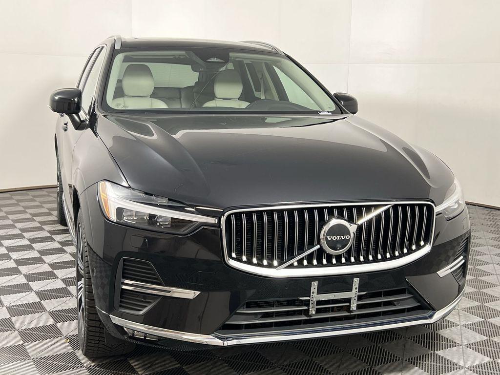 used 2023 Volvo XC60 car, priced at $31,501